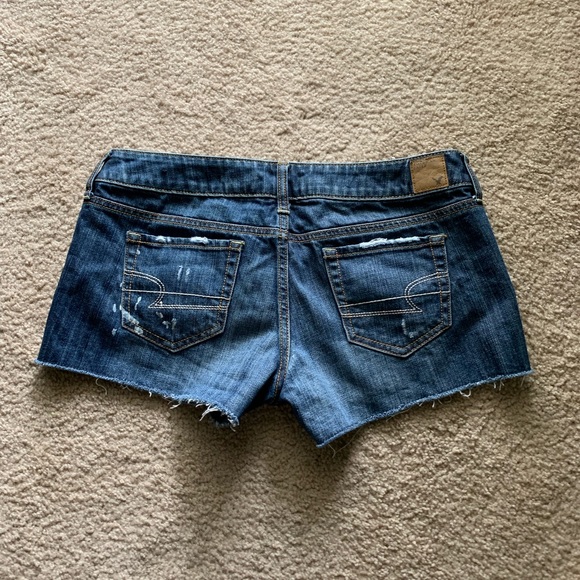American Eagle 🦅 Shorts - Picture 4 of 7